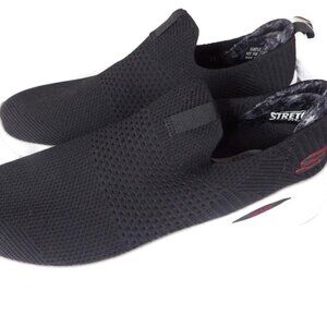 Men's Navy Sketchers Slip On/ Air Cooled/ Arch Fit/ Size 12